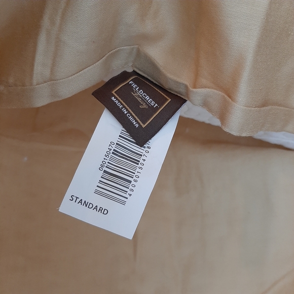 FIELDCREST Luxury Standard Sham Gold (1 sham) - Picture 9 of 9